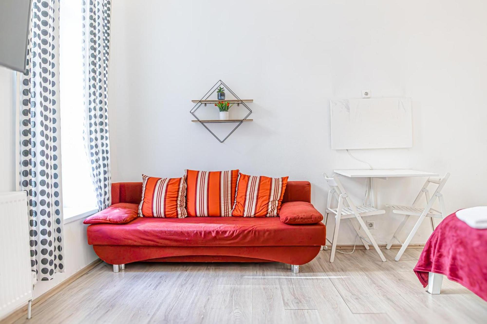 Sleek Studio Apt - Suitable For Longstays Вена Экстерьер фото