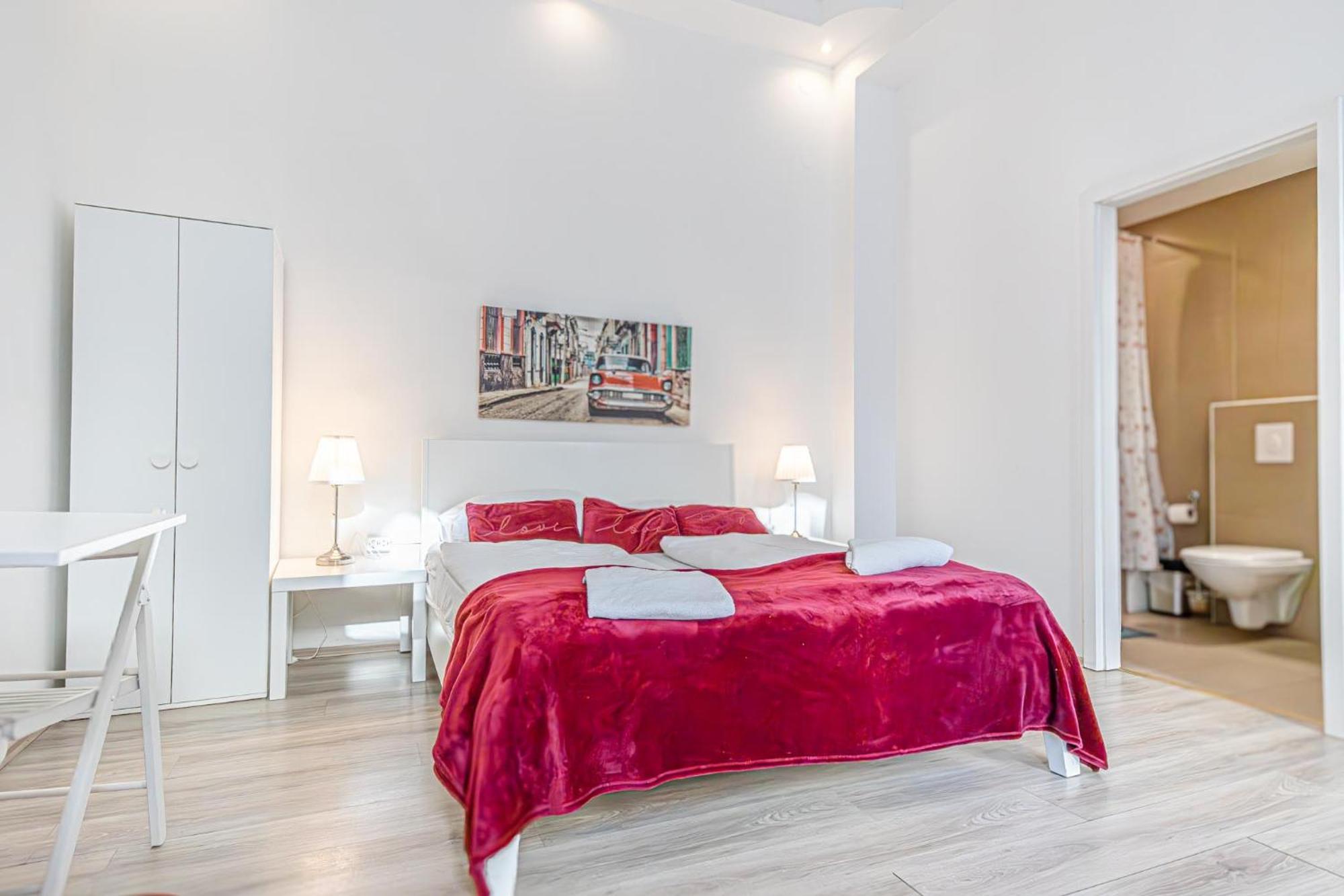 Sleek Studio Apt - Suitable For Longstays Вена Экстерьер фото