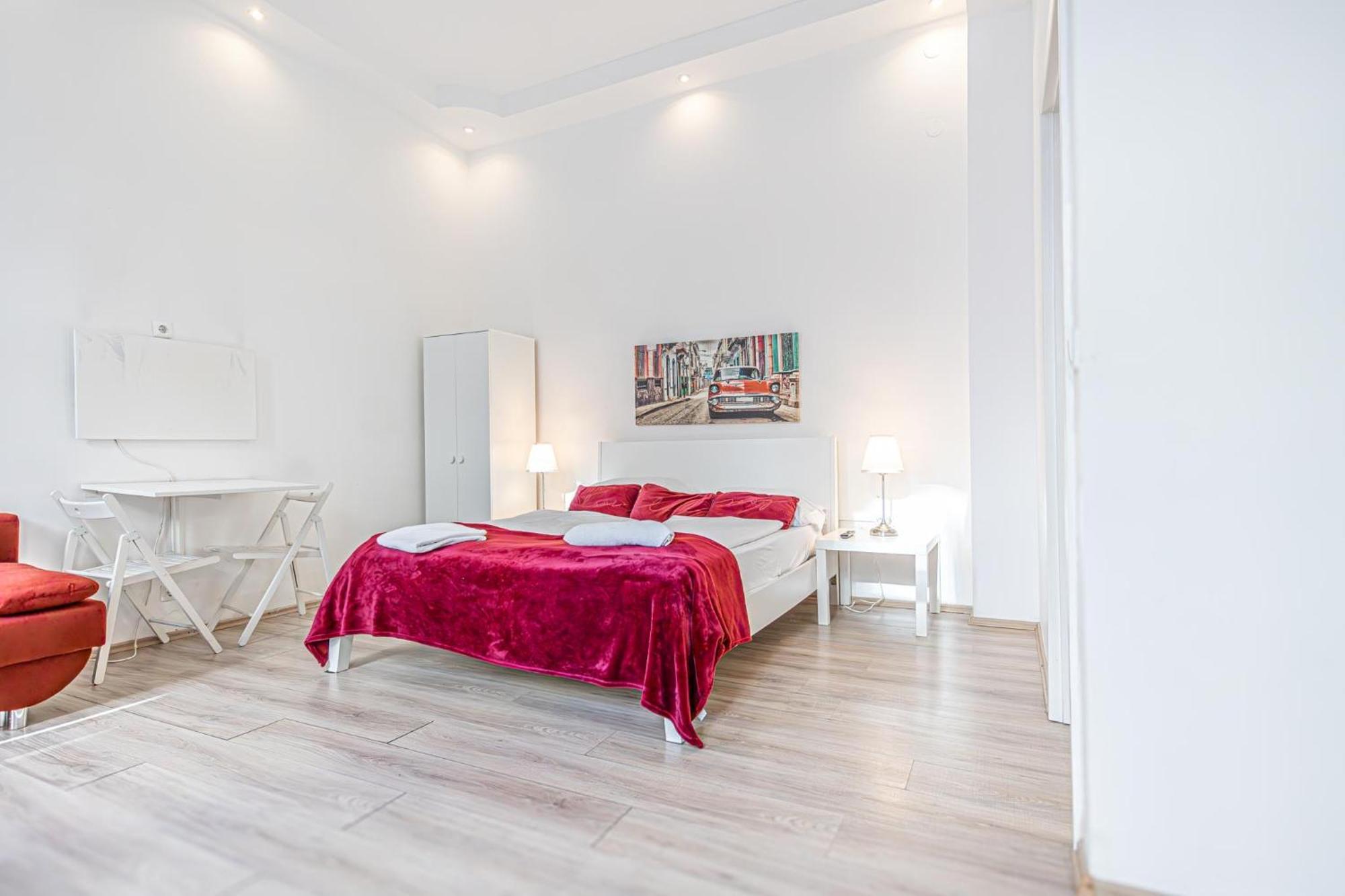 Sleek Studio Apt - Suitable For Longstays Вена Экстерьер фото
